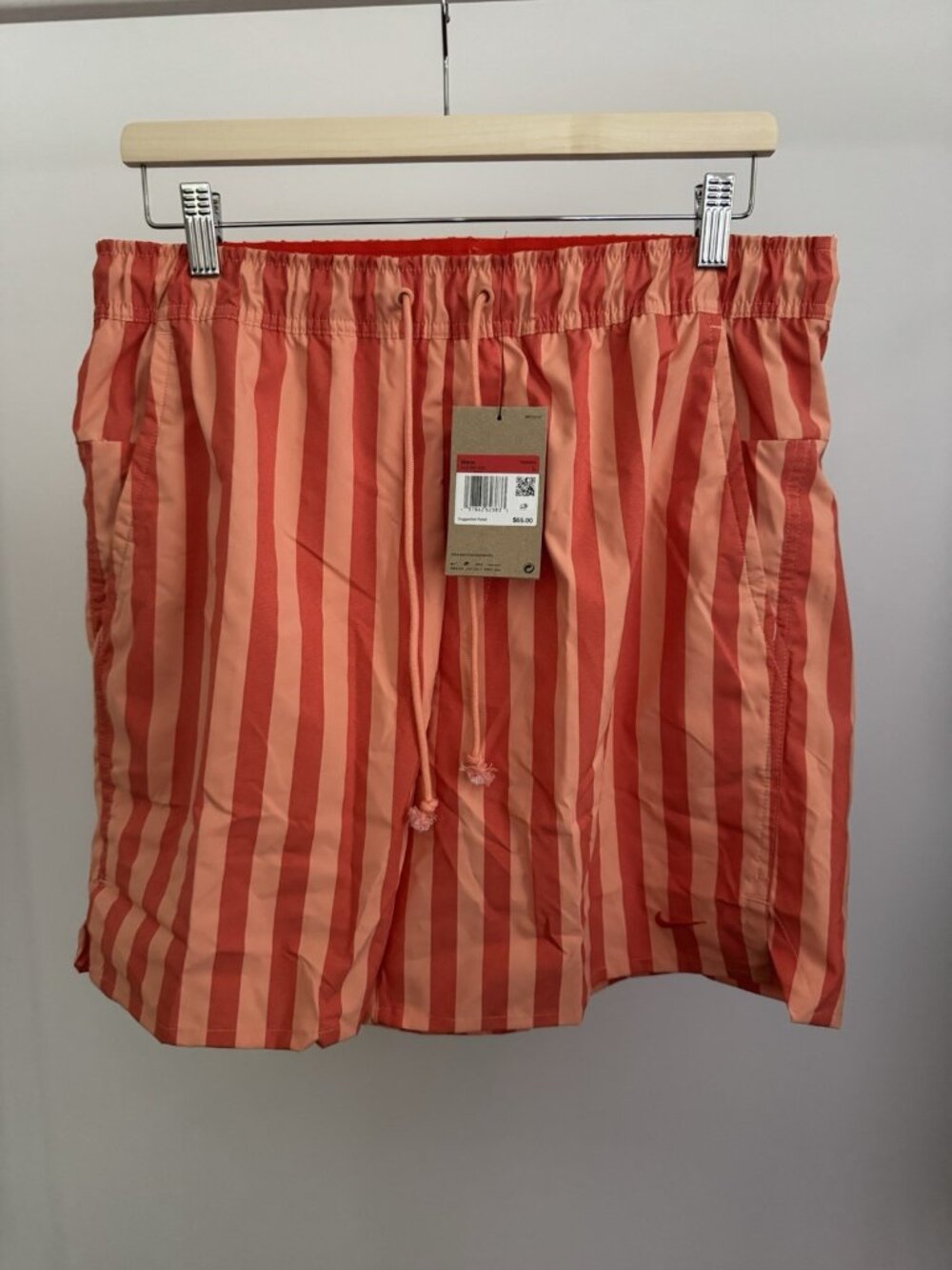 Nike 7in Unlimited Unlined Versatile Striped Shorts Men's Large Red NWT